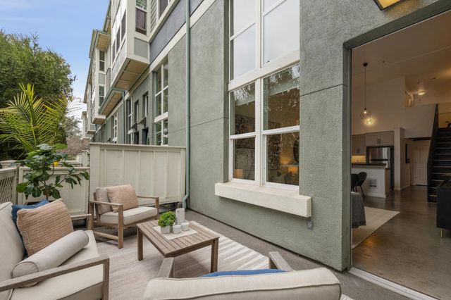 655 12th Street 120, Oakland, CA 94607