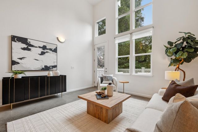 655 12th Street 120, Oakland, CA 94607