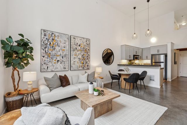 655 12th Street 120, Oakland, CA 94607