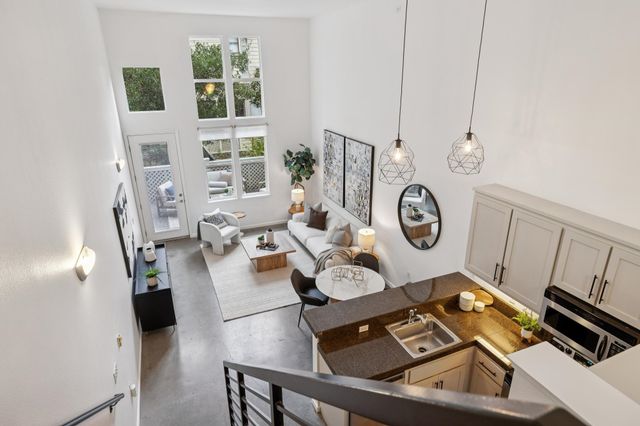 655 12th Street 120, Oakland, CA 94607