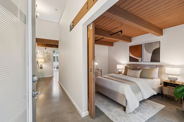 655 12th Street 120, Oakland, CA 94607