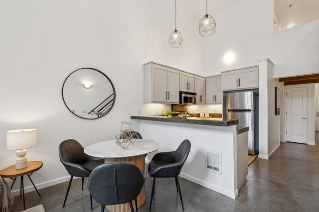 655 12th Street 120, Oakland, CA 94607