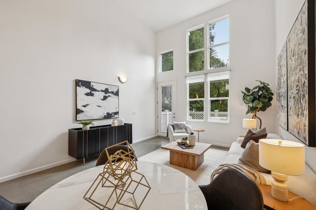 655 12th Street 120, Oakland, CA 94607