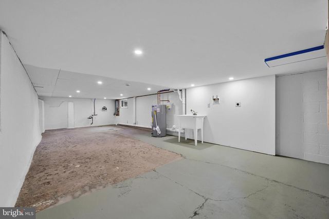 1308 MOUNT HOPE AVE, Pottsville, PA 17901