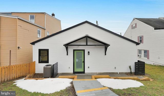 1308 MOUNT HOPE AVE, Pottsville, PA 17901