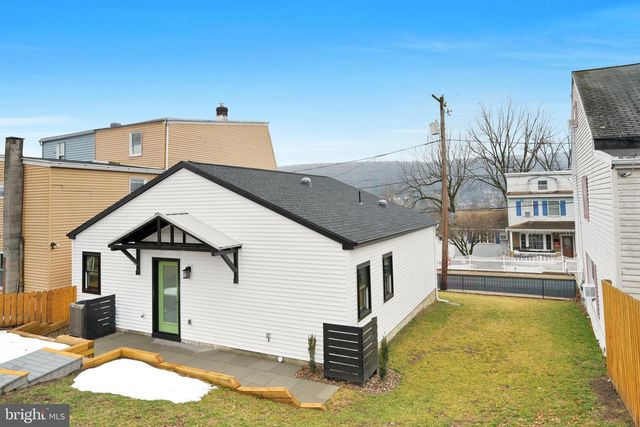 1308 MOUNT HOPE AVE, Pottsville, PA 17901