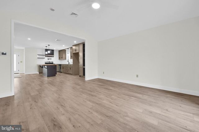 1308 MOUNT HOPE AVE, Pottsville, PA 17901