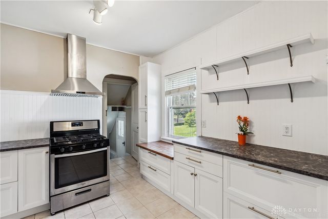 303 Hadley Avenue, Oakwood, OH 45419