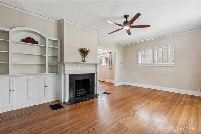 303 Hadley Avenue, Oakwood, OH 45419