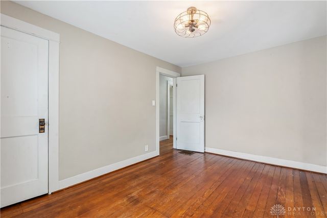 303 Hadley Avenue, Oakwood, OH 45419