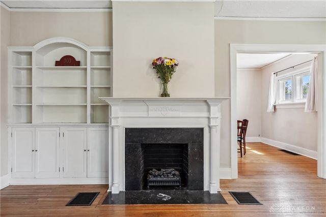 303 Hadley Avenue, Oakwood, OH 45419