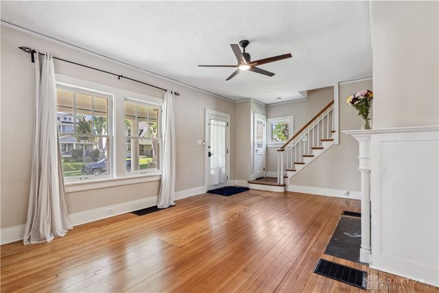 303 Hadley Avenue, Oakwood, OH 45419