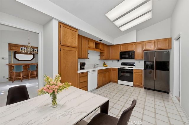 27187 Potomac Drive, Menifee, CA 92586