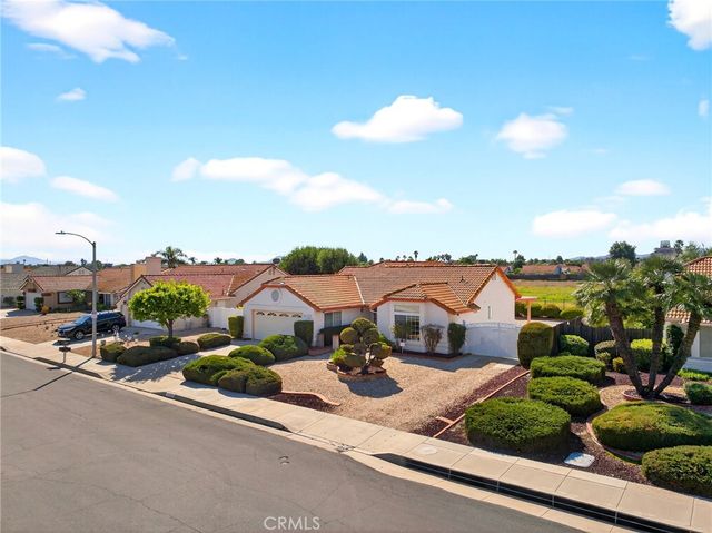 27187 Potomac Drive, Menifee, CA 92586