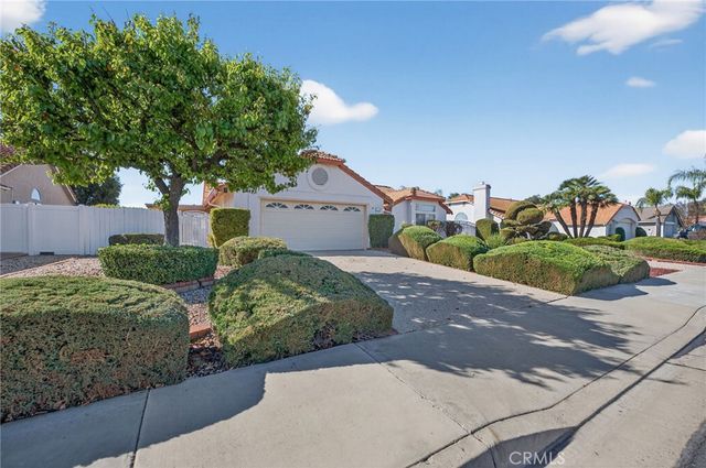27187 Potomac Drive, Menifee, CA 92586