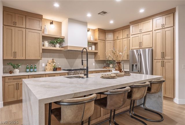 10248 Andante Court, Las Vegas, NV 89135