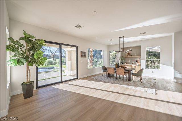 10248 Andante Court, Las Vegas, NV 89135