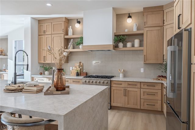 10248 Andante Court, Las Vegas, NV 89135