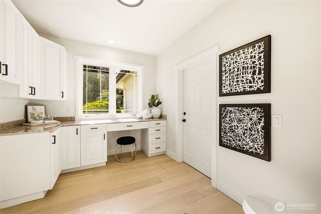 6420 224th Avenue NE, Redmond, WA 98053