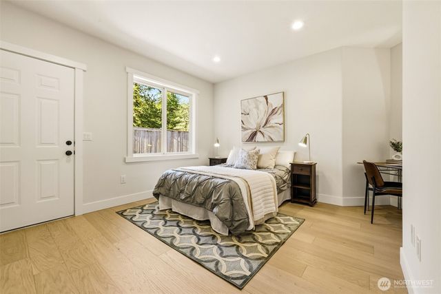 6420 224th Avenue NE, Redmond, WA 98053