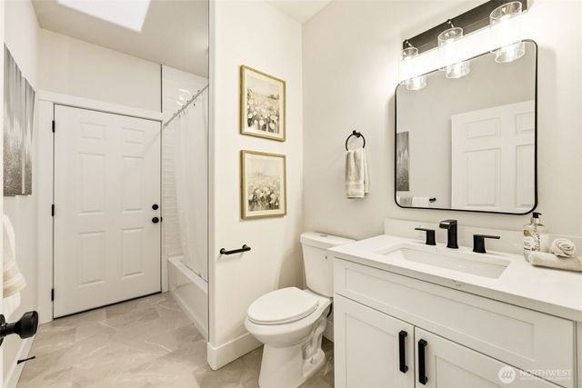 6420 224th Avenue NE, Redmond, WA 98053