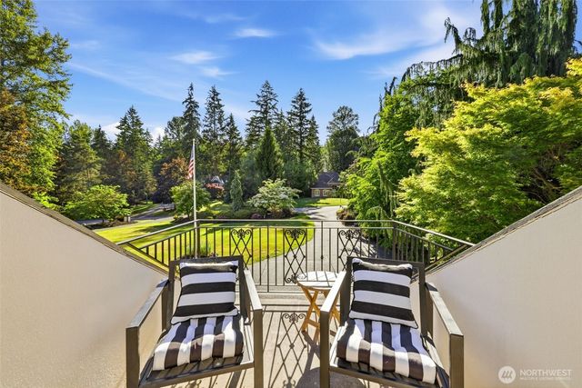 6420 224th Avenue NE, Redmond, WA 98053