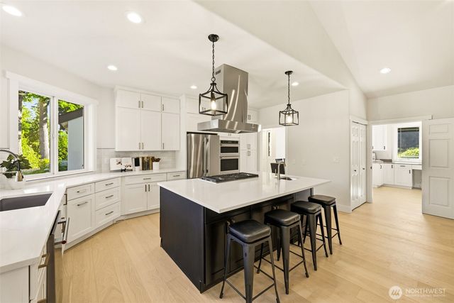 6420 224th Avenue NE, Redmond, WA 98053