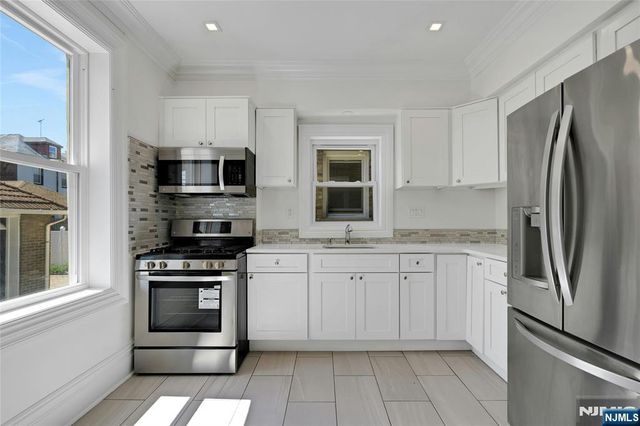 8128 Kennedy Boulevard, North Bergen, NJ 07047