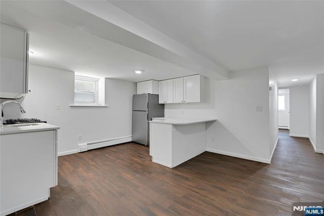 8128 Kennedy Boulevard, North Bergen, NJ 07047