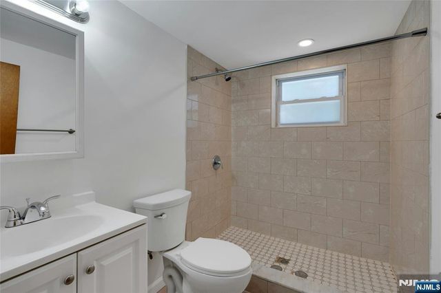 8128 Kennedy Boulevard, North Bergen, NJ 07047
