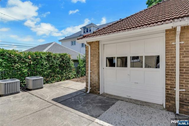 8128 Kennedy Boulevard, North Bergen, NJ 07047