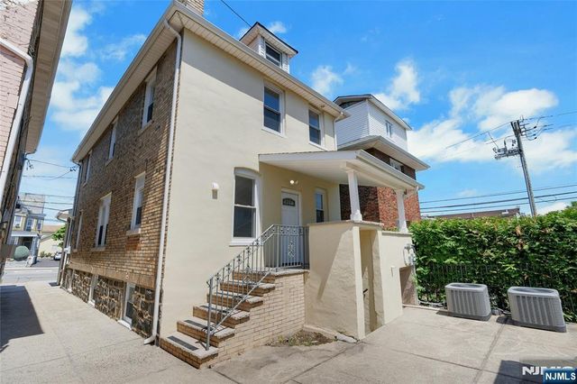 8128 Kennedy Boulevard, North Bergen, NJ 07047