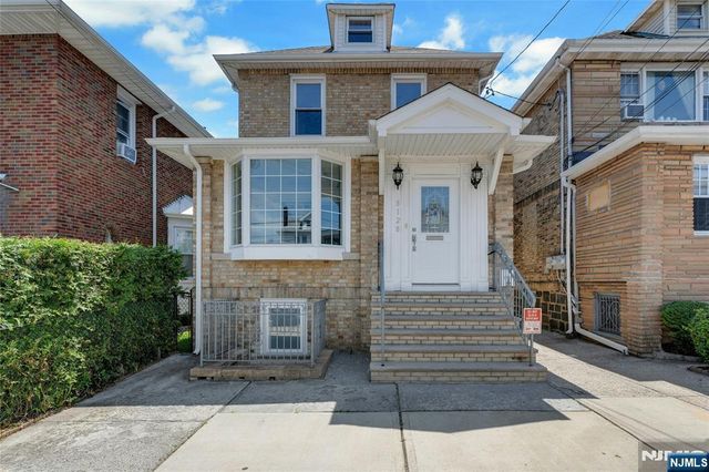 8128 Kennedy Boulevard, North Bergen, NJ 07047