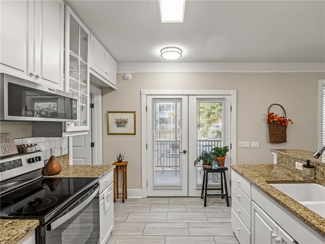 146 Shady Brook Circle 101, St Simons Island, GA 31522