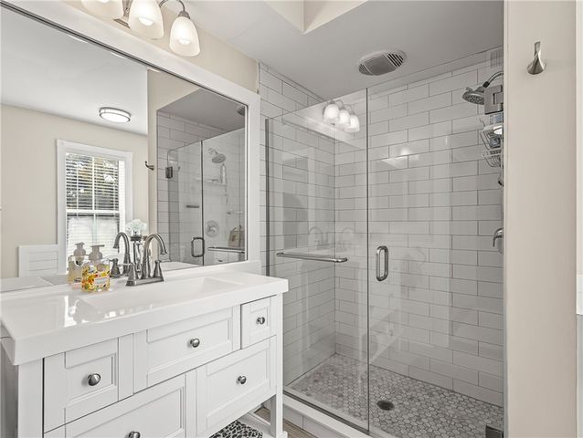 146 Shady Brook Circle 101, St Simons Island, GA 31522