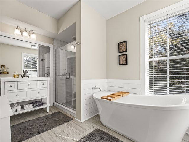 146 Shady Brook Circle 101, St Simons Island, GA 31522