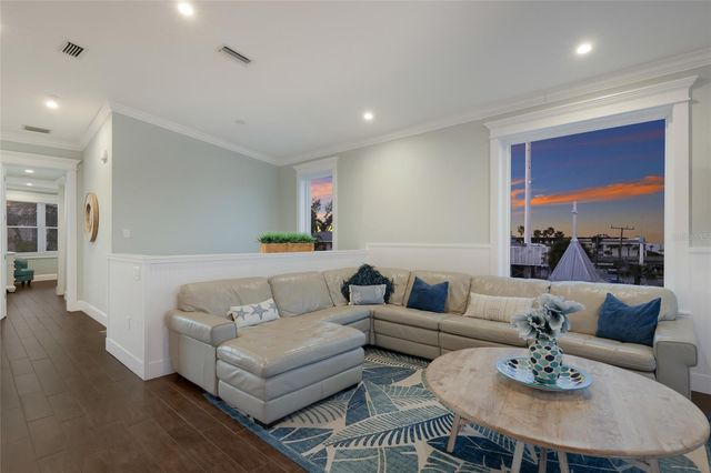 206 CHURCH AVENUE, Bradenton Beach, FL 34217