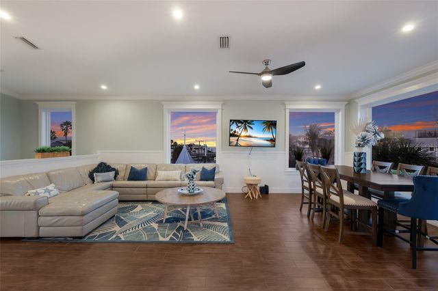 206 CHURCH AVENUE, Bradenton Beach, FL 34217