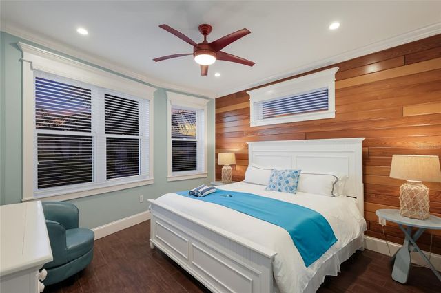 206 CHURCH AVENUE, Bradenton Beach, FL 34217