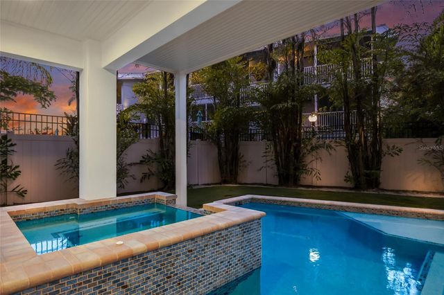 206 CHURCH AVENUE, Bradenton Beach, FL 34217