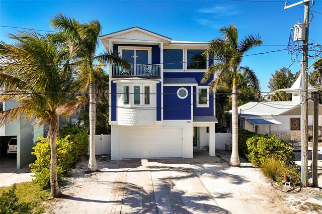206 CHURCH AVENUE, Bradenton Beach, FL 34217