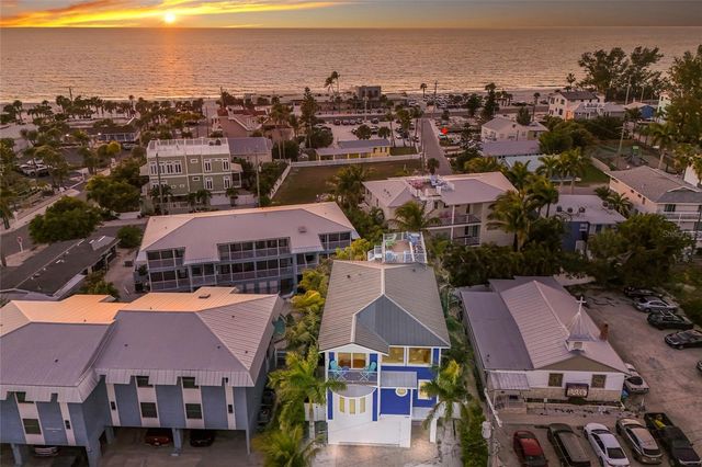 206 CHURCH AVENUE, Bradenton Beach, FL 34217