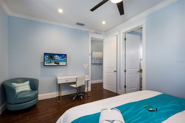 206 CHURCH AVENUE, Bradenton Beach, FL 34217