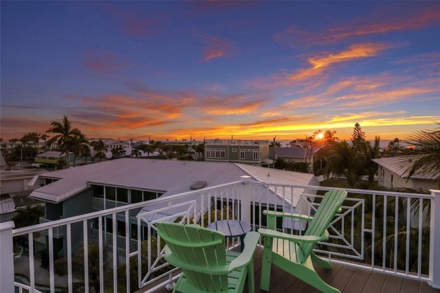 206 CHURCH AVENUE, Bradenton Beach, FL 34217