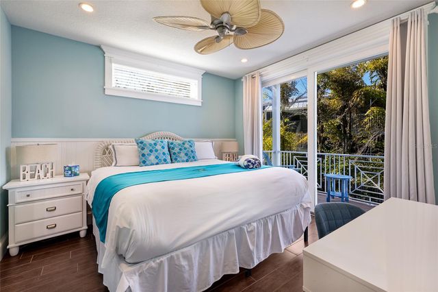 206 CHURCH AVENUE, Bradenton Beach, FL 34217