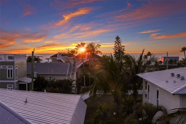 206 CHURCH AVENUE, Bradenton Beach, FL 34217