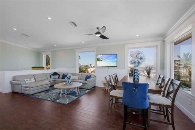 206 CHURCH AVENUE, Bradenton Beach, FL 34217