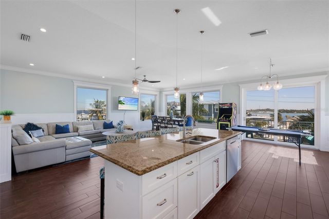 206 CHURCH AVENUE, Bradenton Beach, FL 34217