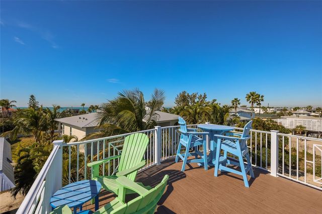 206 CHURCH AVENUE, Bradenton Beach, FL 34217