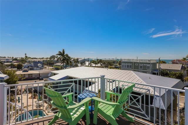 206 CHURCH AVENUE, Bradenton Beach, FL 34217